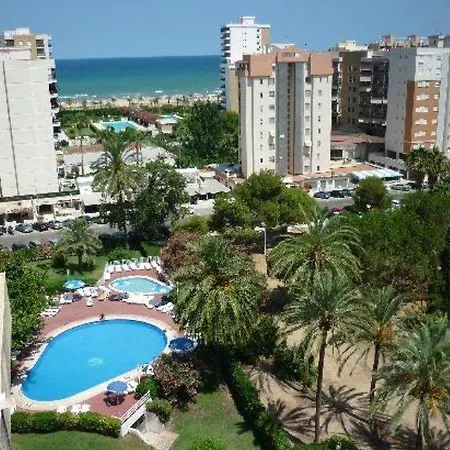 Tres Anclas Hotel 3*