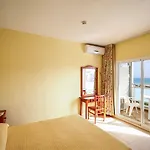 Tres Anclas Hotel Gandie