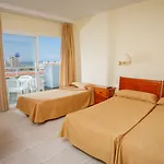Tres Anclas Hotel 3*