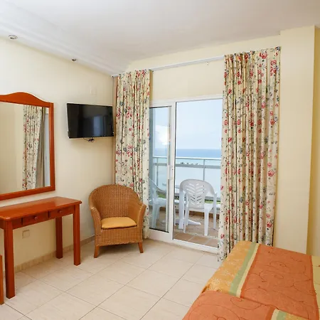 Hotel Tres Anclas Gandía