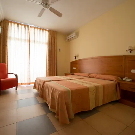Tres Anclas Hotel Gandía