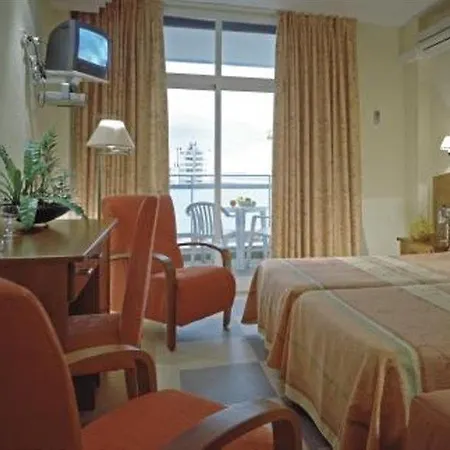 Tres Anclas 3* Гандия
