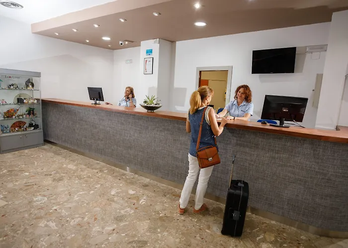 Hotel Tres Anclas 3*